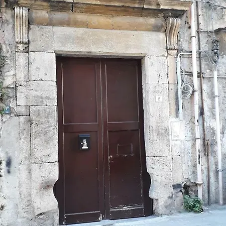 Guest house Ballaro Ely House2 *