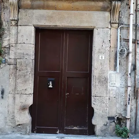 Guest house Ballaro Ely House2 *